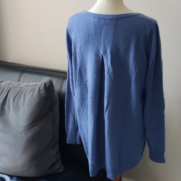 Hi low Cashmere sweater - Picture 4 of 6